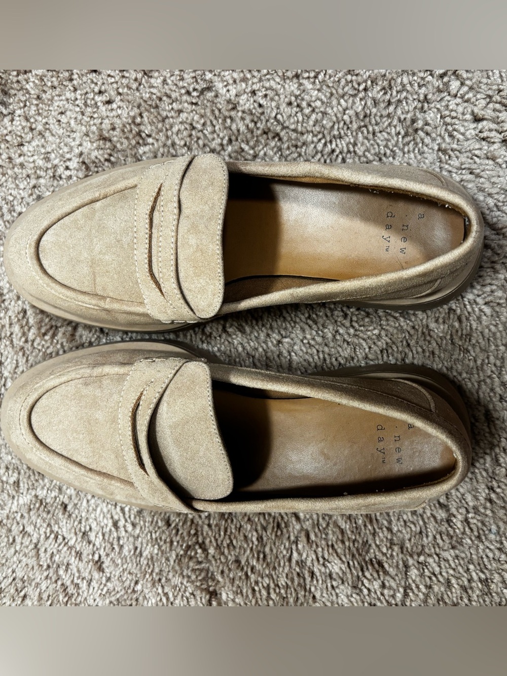 A New Day Tan/Light Pink Loafers Size 6.5